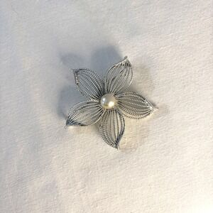 Vintage 1960s Sarah Coventry Brooch Silver Tone Faux Pearl "Moonflower"